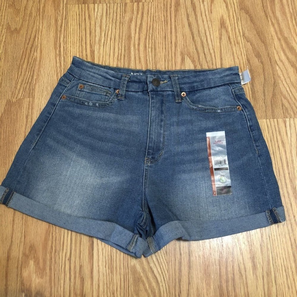 no boundaries super high rise curvy mom medium wash sixe 9 Roll Cuff New